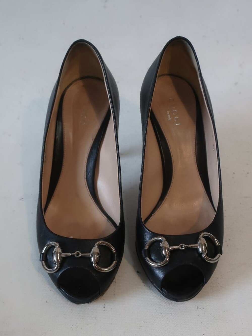 Womens Gucci Black Leather Peep Toe Pumps W/Silver Horsebit 36 EU/US 6